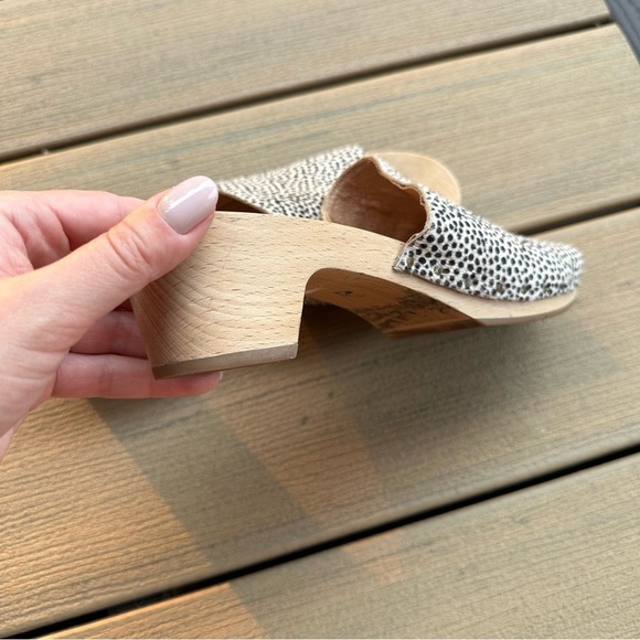 Madewell The Evelyn Clog Sandals Peep Toe Calf Hair Upper Size 8.5 Women’s - Picture 9 of 9